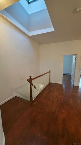 10631 156th Street, Jamaica, NY 11433