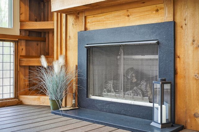 446 Oak Dr, Smithville, TN 37166