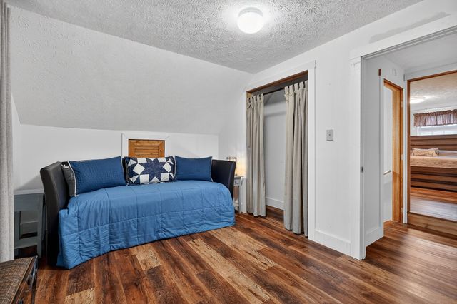 446 Oak Dr, Smithville, TN 37166