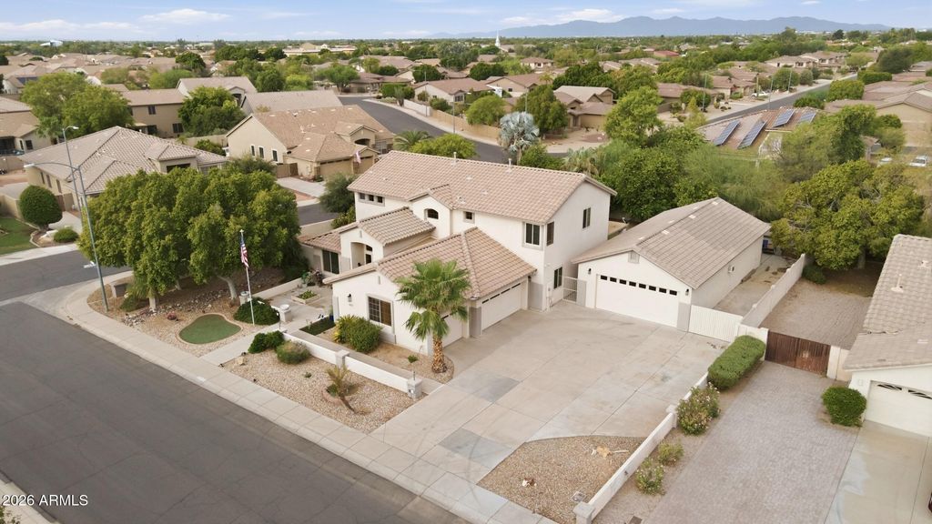 22422 N 80TH Lane, Peoria, AZ 85383 — photo 2