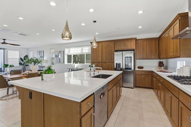 5636 Fallbrook Court, Dublin, CA 94568