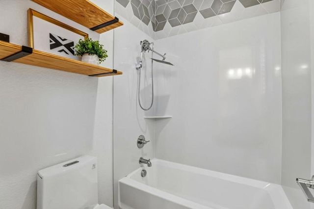 5636 Fallbrook Court, Dublin, CA 94568