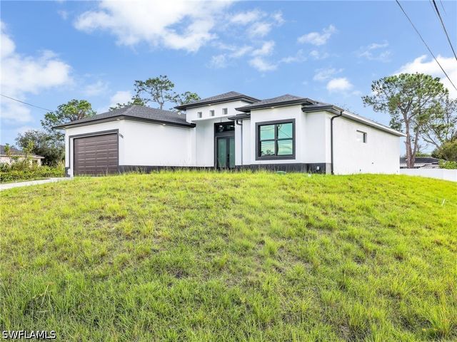 350 Delaware RD, Lehigh Acres, FL 33936