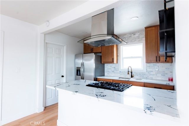 784 E Walton Street B, Signal Hill, CA 90755