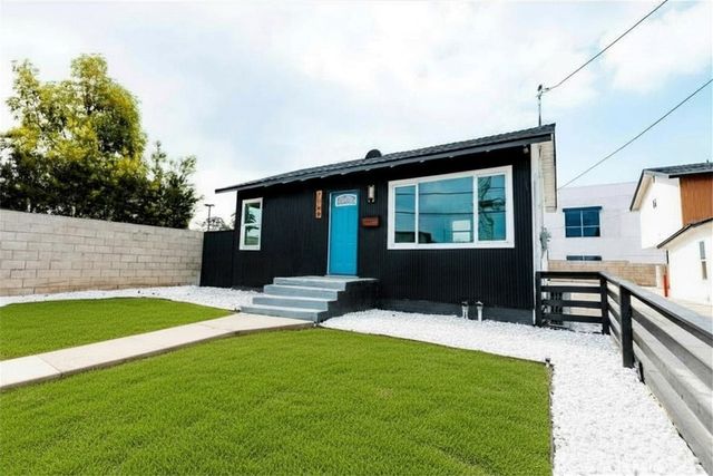 784 E Walton Street B, Signal Hill, CA 90755
