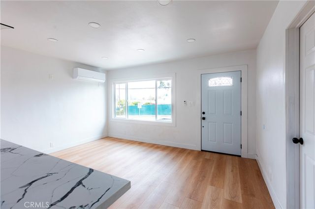 784 E Walton Street B, Signal Hill, CA 90755