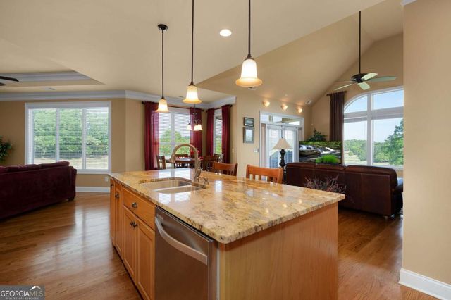 148 Fox Den Drive NE, Calhoun, GA 30701
