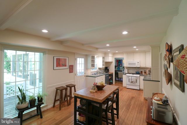 14601 MELINDA LN, Rockville, MD 20853