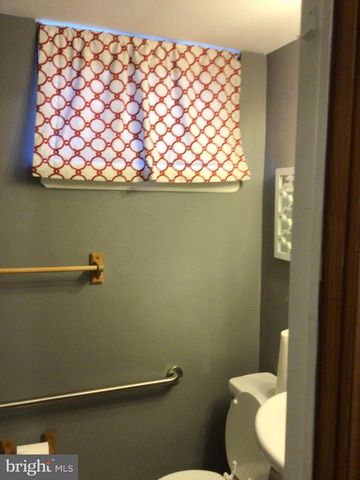 1613 WINFORD RD, Baltimore, MD 21239