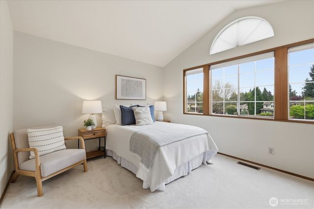 14132 177th Avenue NE, Redmond, WA 98052