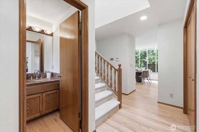 14132 177th Avenue NE, Redmond, WA 98052