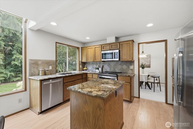 14132 177th Avenue NE, Redmond, WA 98052