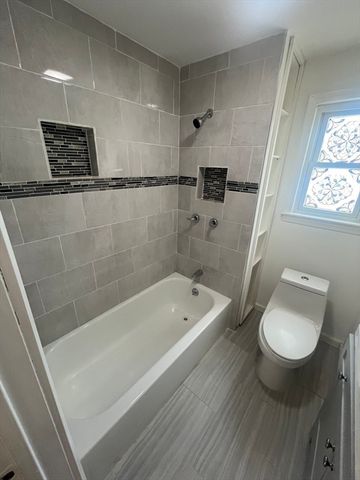 248 Essex St, Lynn, MA 01902