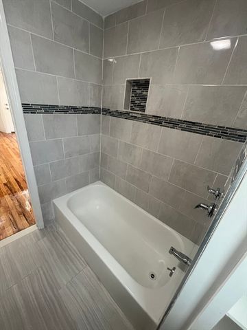 248 Essex St, Lynn, MA 01902