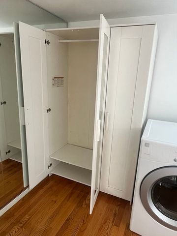 248 Essex St, Lynn, MA 01902