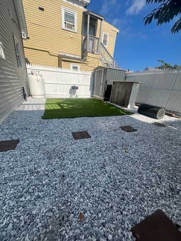 248 Essex St, Lynn, MA 01902