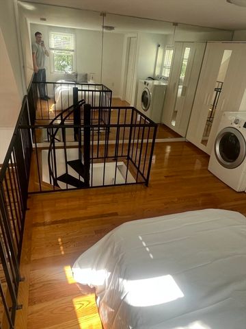 248 Essex St, Lynn, MA 01902