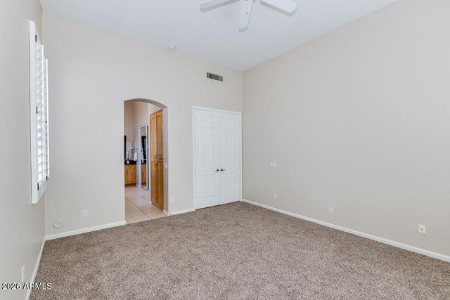 5235 E HERRERA Drive, Phoenix, AZ 85054