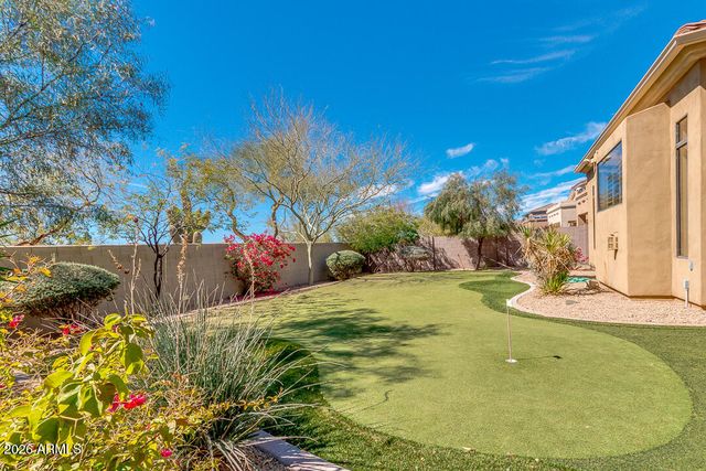 5235 E HERRERA Drive, Phoenix, AZ 85054