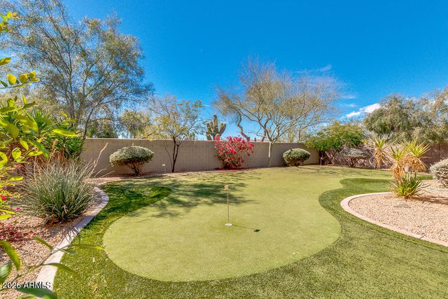 5235 E HERRERA Drive, Phoenix, AZ 85054