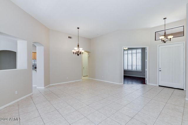 5235 E HERRERA Drive, Phoenix, AZ 85054