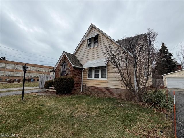 18033 Marcella Road, Cleveland, OH 44119