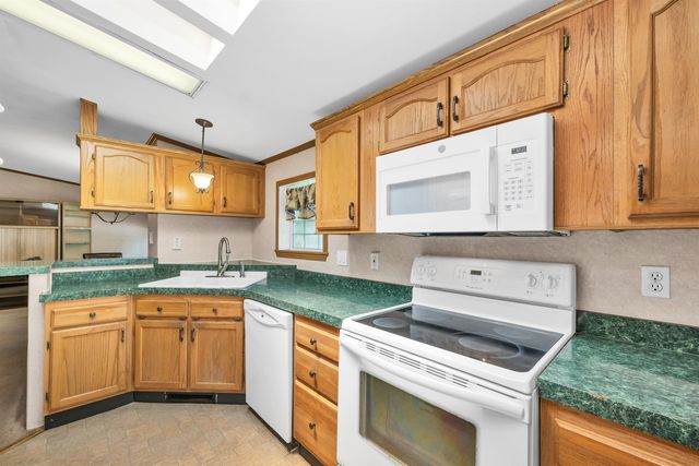 33 Great Brook Drive, Belmont, NH 03220