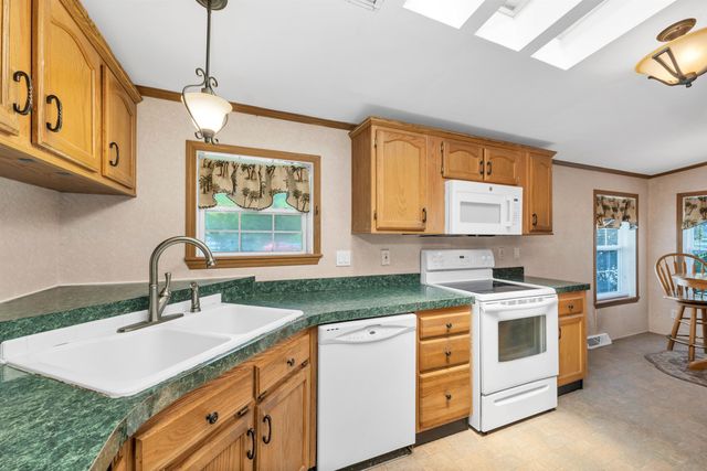 33 Great Brook Drive, Belmont, NH 03220