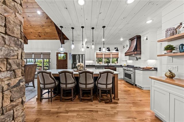 1951 Northwoods Drive, Greensboro, GA 30642