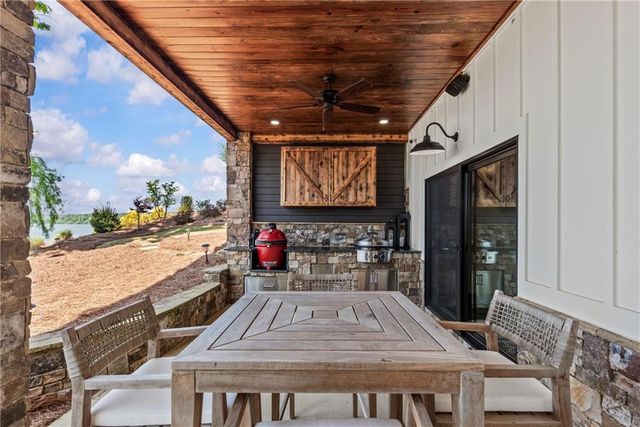 1951 Northwoods Drive, Greensboro, GA 30642