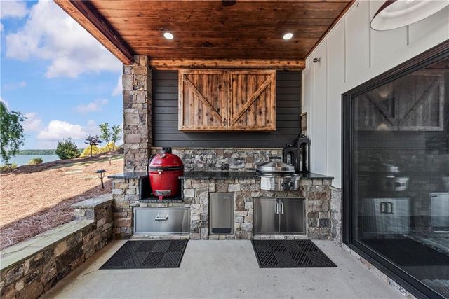 1951 Northwoods Drive, Greensboro, GA 30642