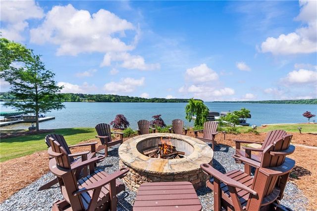 1951 Northwoods Drive, Greensboro, GA 30642