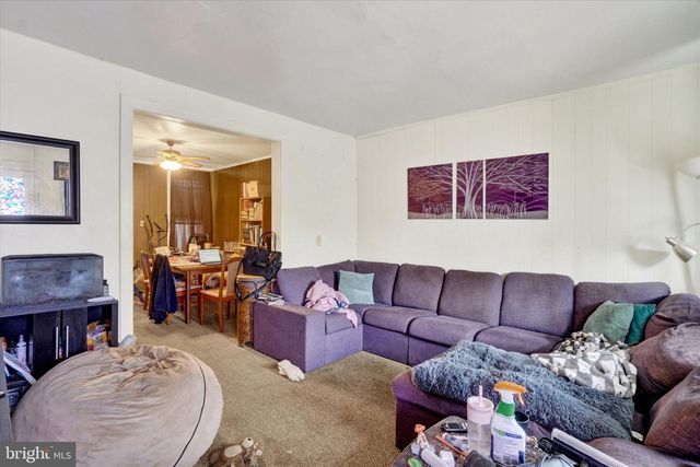 1423 W KING ST, York, PA 17404