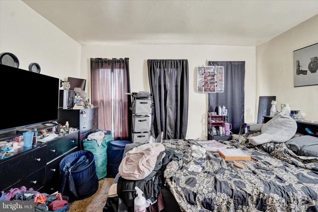 1423 W KING ST, York, PA 17404