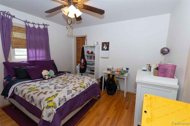 2627 Holland Street, Lake Orion, MI 48360