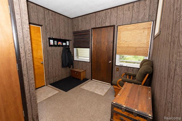 2627 Holland Street, Lake Orion, MI 48360