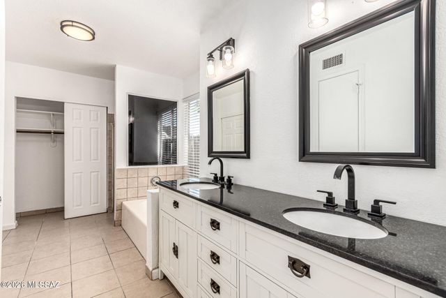 3414 W Avenida Del Pueblo, Tucson, AZ 85746