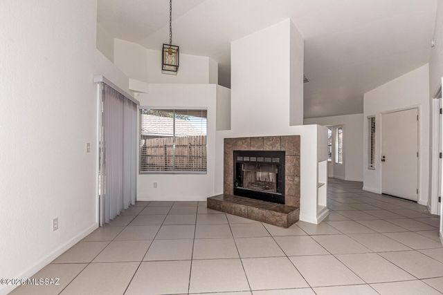 3414 W Avenida Del Pueblo, Tucson, AZ 85746