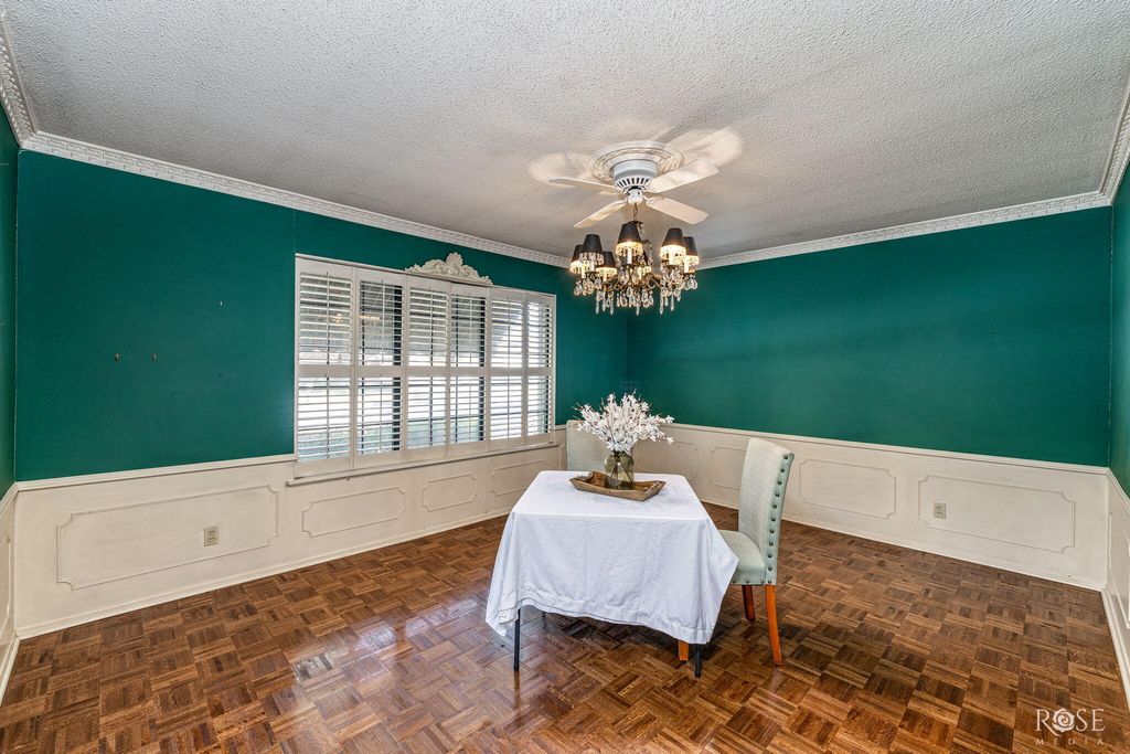 Image 13 of property listing at 2923 Tanglewood Drive, San Angelo, TX 76904