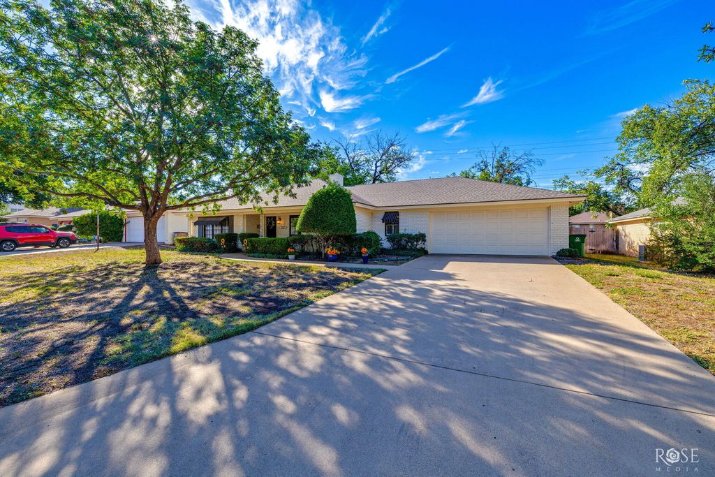 Image 26 of property listing at 2923 Tanglewood Drive, San Angelo, TX 76904