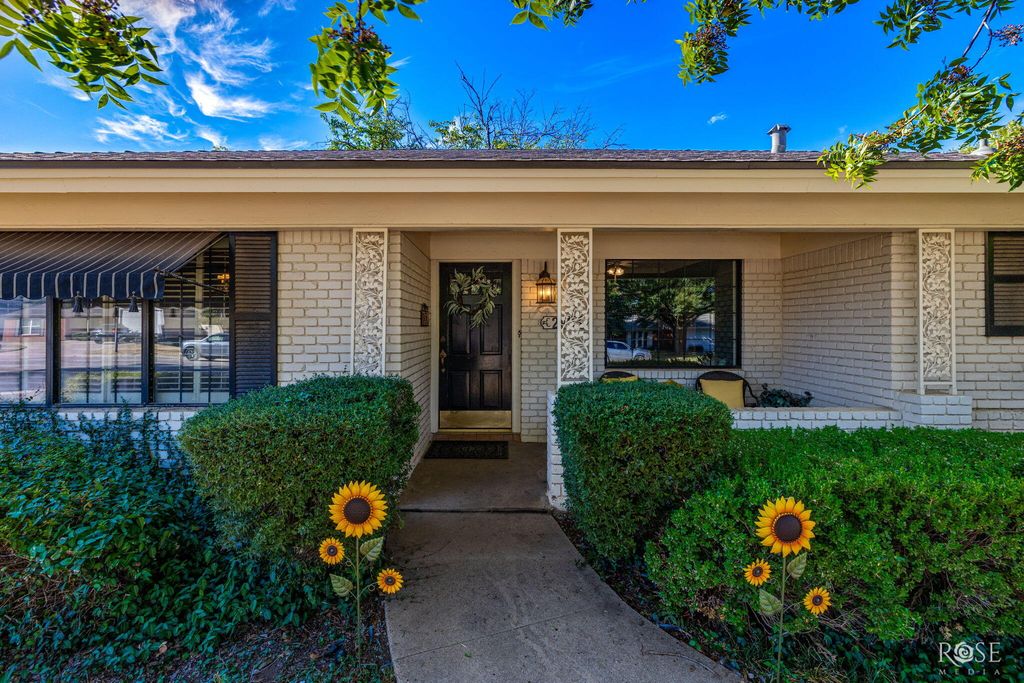 Image 4 of property listing at 2923 Tanglewood Drive, San Angelo, TX 76904