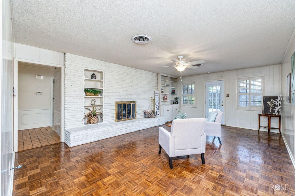 Image 6 of property listing at 2923 Tanglewood Drive, San Angelo, TX 76904