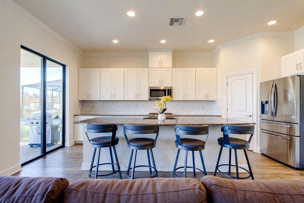 Image 7 of property listing at 11257 EGERIA DRIVE, Odessa, FL 33556