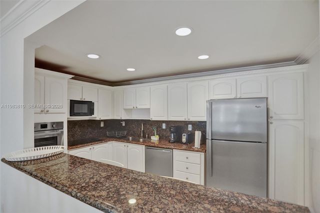 19390 Collins Ave 1114, Sunny Isles Beach, FL 33160