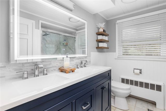 30 Black Creek Lane, Warwick, RI 02888