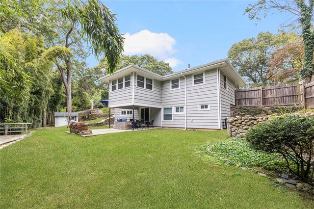 30 Black Creek Lane, Warwick, RI 02888