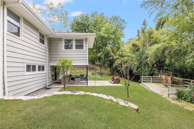 30 Black Creek Lane, Warwick, RI 02888