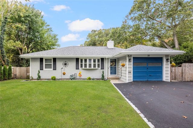 30 Black Creek Lane, Warwick, RI 02888