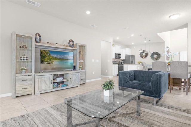 7211 OAKMOSS LOOP, Davenport, FL 33837