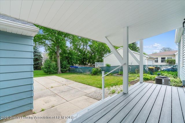 4172 Watson Avenue, Holt, MI 48842